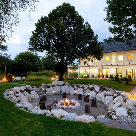 Hotel Sonnenhof Timelkam ภายนอก รูปภาพ
